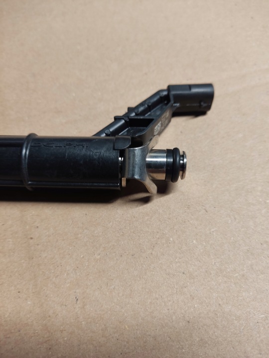 фото №7, Инжектор audi vw 3.0 tfsi delphi 06m906036t новый