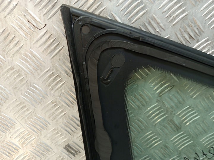 фото №12, Bmw оригинальный номер 9451572 x1 u11 стекло кузовная задняя зад правая