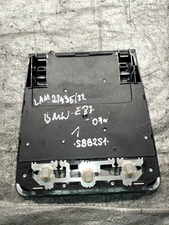 фото №13, Bmw e87 1 07r лампа освітлення інтер'єру перед стеля 9137479