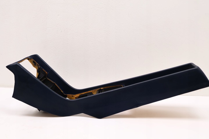 фото №5, Mercedes benz w124 туннель средний консоль