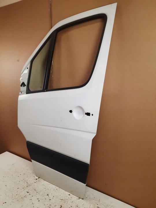 фото №10, 2007 volkswagen crafter дверь передние