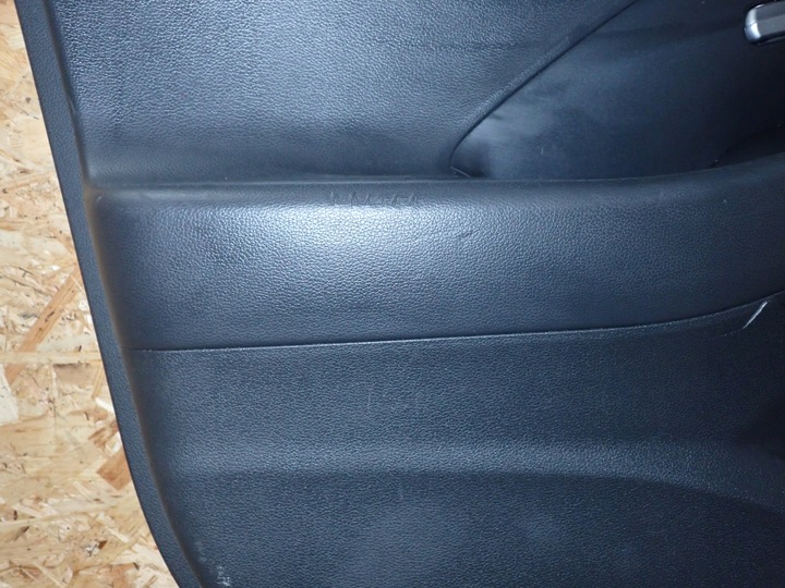 фото №5, Боковина обивка дверь левый перед huyndai i30 iii европа 6025