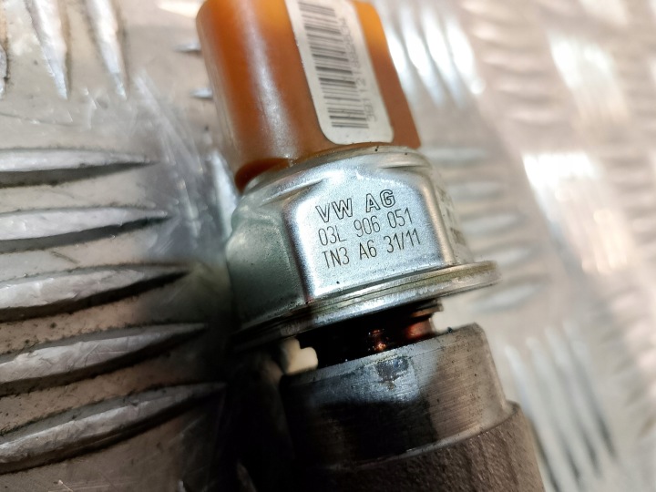 фото №10, Паливна рейка  vw passat b7 1.6 tdi 03l089s 0315201 r03l125a