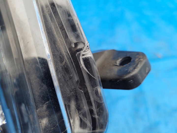 фото №10, Toyota corolla e16 | фара правый лампа перед led европа 81130-02e71-00