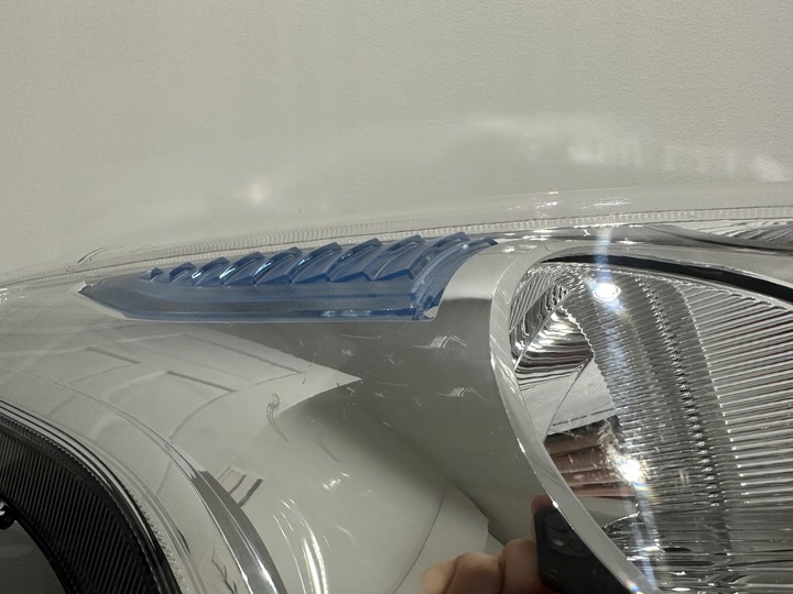 фото №9, Ford b-max лампа права європа av11-13w029-ae