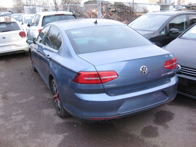 фото №12, Vw passat b8 sedan карта обшивки двері карта дверні велюр колір старий
