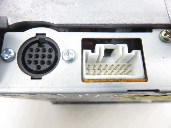 фото №8, Магнитола mitsubishi pajero pinin mz312720