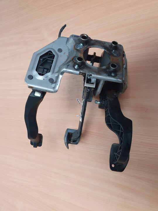 фото №7, Педаль гальма зчеплення газу citroen c4 cactus 1.2 thp 9671433780 9807334080