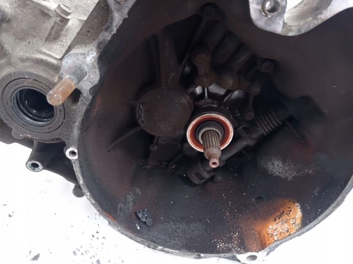 фото №7, Кпп кпп / коробка передач toyota yaris 1.4 d4d 1nd