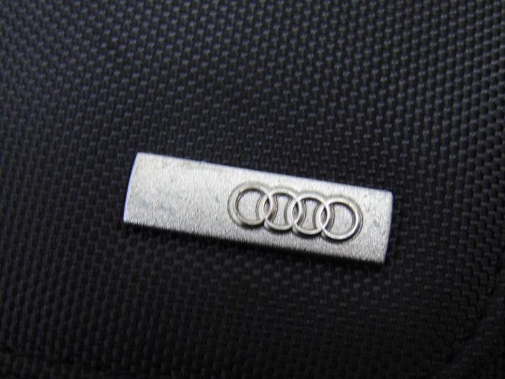 фото №3, Чехол książki serwisowej чехол audi rs3 8p rs4 11-