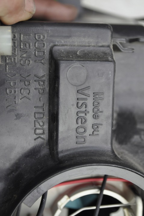 фото №12, Лампа правая ford fiesta mk6 02-05 2s6x-13w029-aj visteon