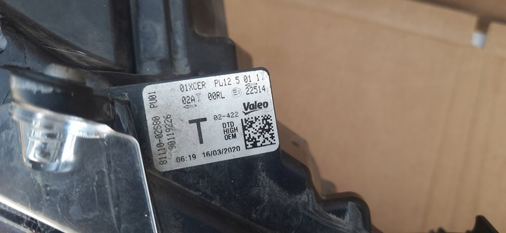 фото №12, Лампа перед права toyota corolla e21 повний led