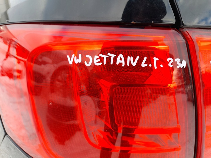 фото №8, Volkswagen vw jetta vi лампа лівий зад ліва задня крило з крила