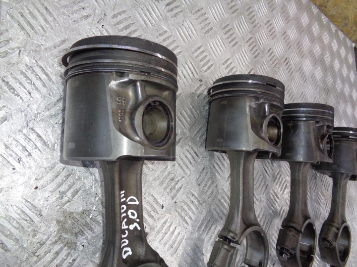 фото №12, Поршень + шатун boxer iveco fiat ducato 3 iii 3.0 jtd 2006- 5096088 1295