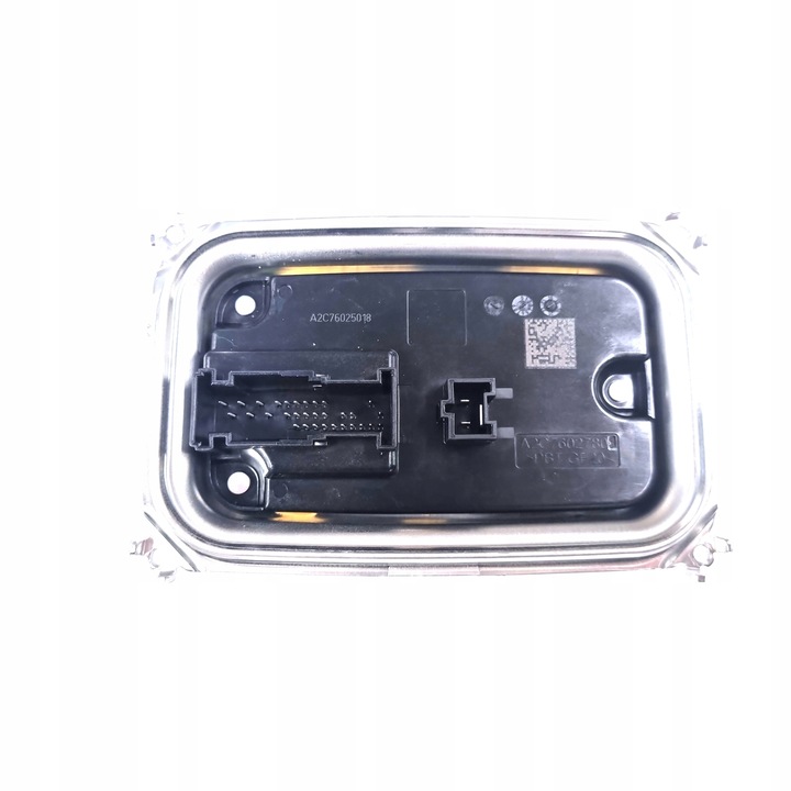 фото №3, Mercedes-benz c-class w206 модуль led фара