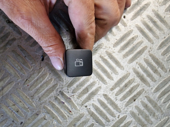 фото №1, Переключатель заливка топлива открывание citroen c4 ii b7