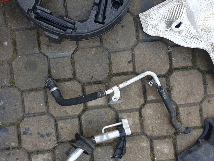 фото №1, Audi a6 a7 шланг воды 4g0121071n