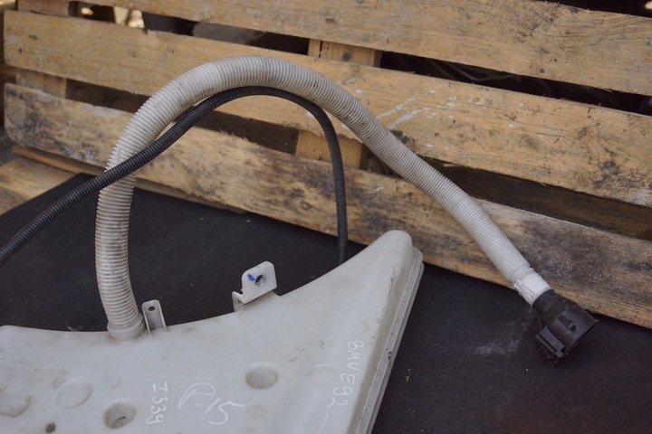 фото №5, Бачок омывателя bmw e92 e93 7157146