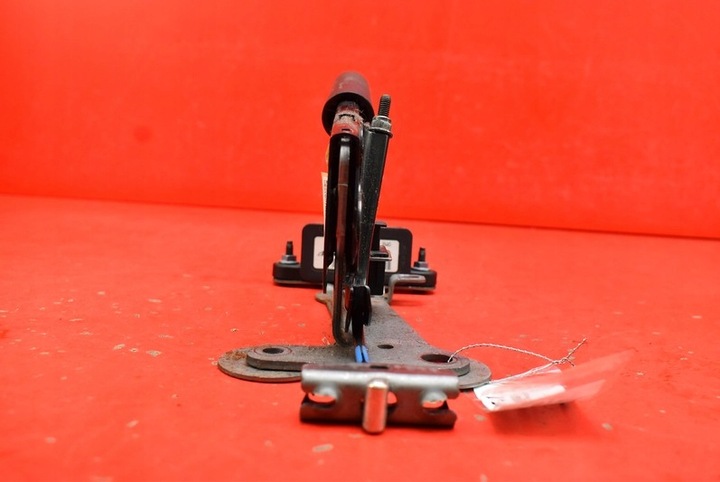 фото №5, Рычаг тормоза ручного 9687063580 peugeot 207 cc рестайлинг 09-13