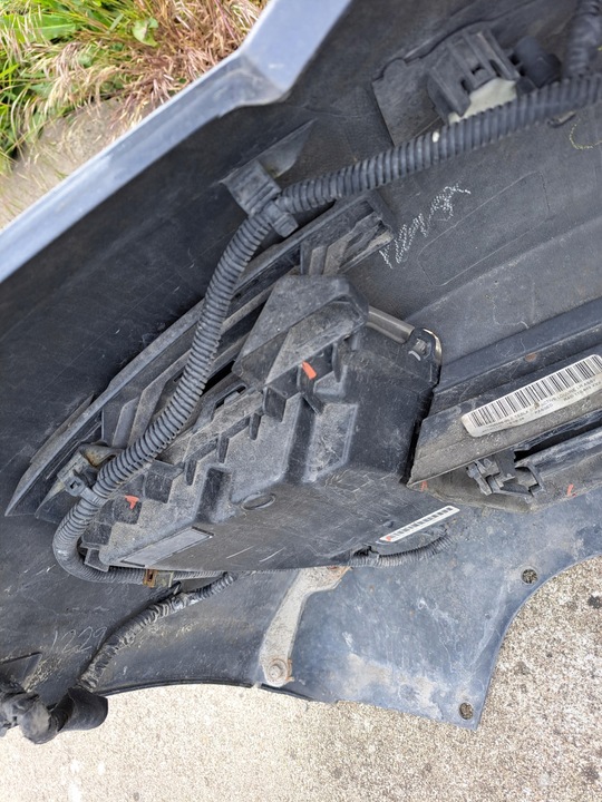 фото №13, Бампер переднее kpl. tesla модель s 2012-2016 pmng 6-pdc