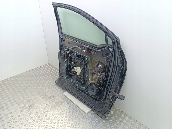 фото №11, Audi q4 sportback e-tron 2022 левая сторона дверь передние