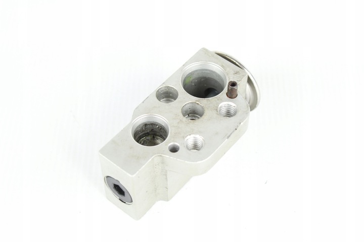 фото №4, Клапан расширительный кондиционера audi q5 8r 08-16