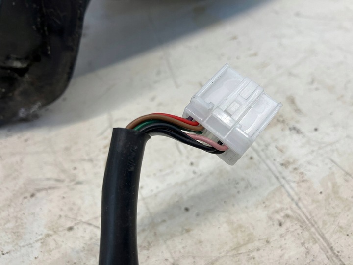 фото №7, Prius iii дзеркало заднього виду праві зовнішні комплектні 9 pin 8s6 uk