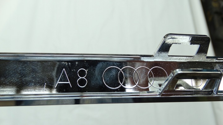 фото №8, Audi a8 d4 планка бампера заднего хром 4h0807443a
