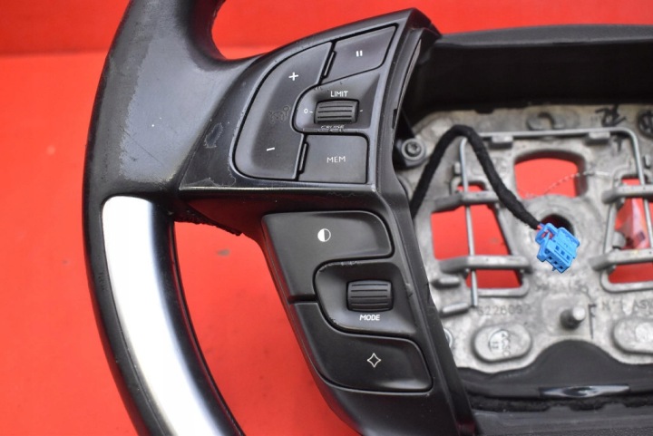 фото №8, Руль кожаный многофункциональная 98096593zd citroen c4 picasso 2 ii 13-17