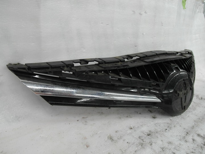 фото №2, Toyota avensis t29 решётка радиатора решётка