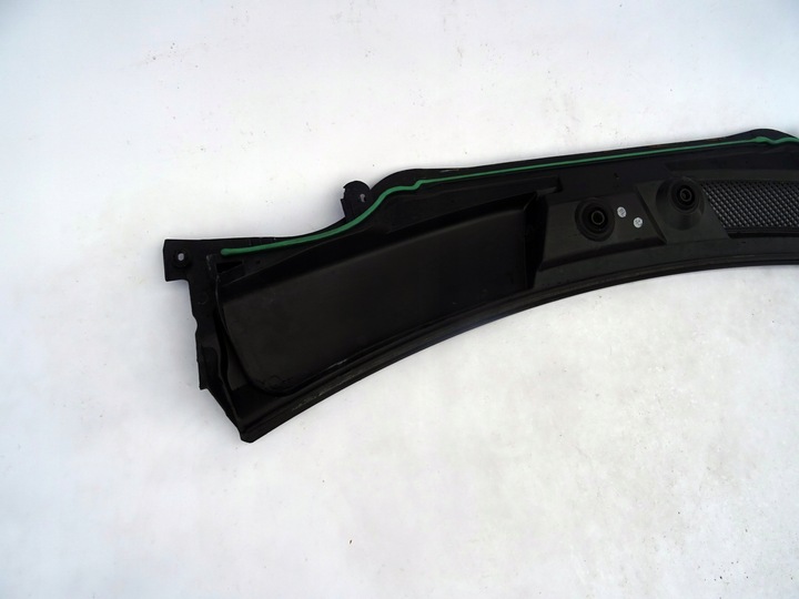 фото №6, Mercedes панель под лобовым стеклом защита пластиковый w117 w176