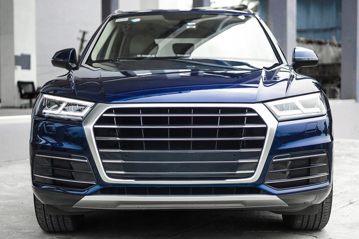 фото №2, Audi q7 sq7 15-20 передний фейслифтинг хромированная рамка решётка 4m0853651f