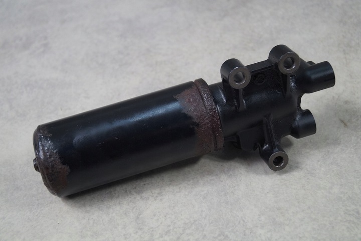 фото №3, Клапан амортизатора 8e0616887 audi rs4 b7 4.2 fsi