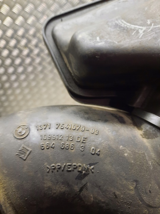 фото №5, Корпус фильтра воздуха bmw n62b44 10991213de