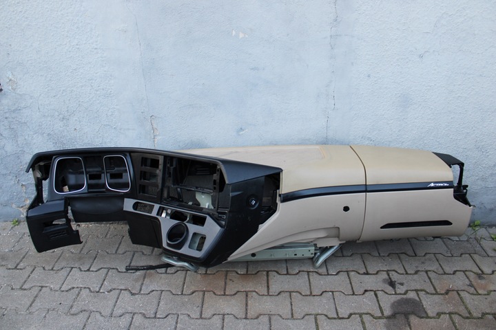 фото №1, Mercedes actros mp4 капот панель роздавальна