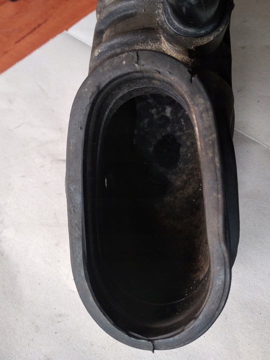 фото №6, Труба шланг повітря audi 100 c3 2,0b 034133357h