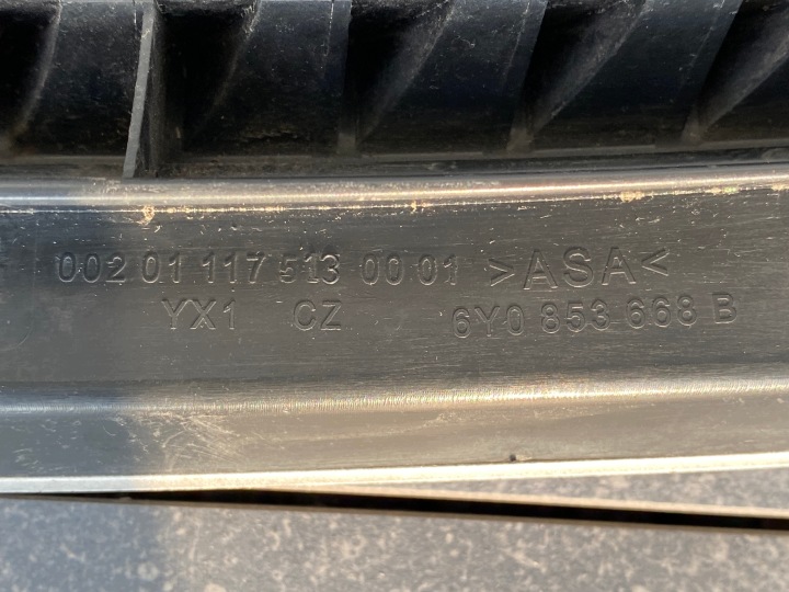 фото №13, Skoda fabia i решітка радіатора - 6y0853668b / 6y0853661