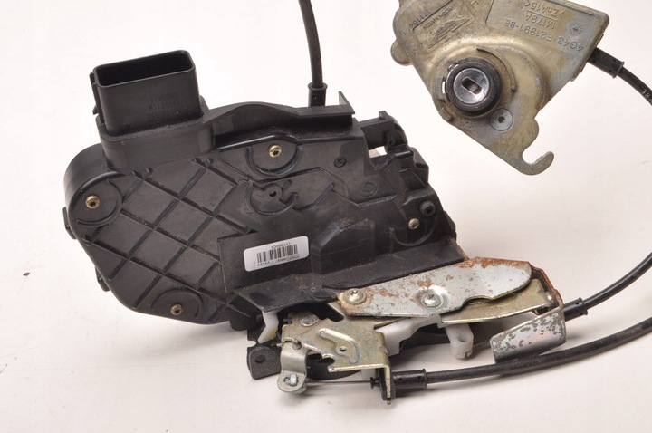 фото №6, Aston martin db9 замок дверь левый перед переднее 10 pin 30699441