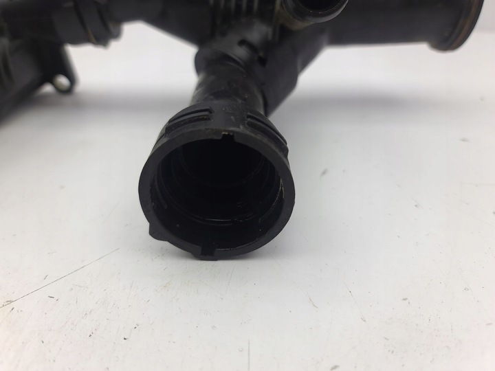 фото №11, Audi a4 s4 b9 2017 корпуса термостатов