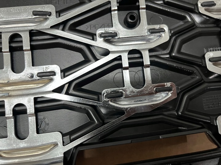 фото №13, Решітка радіатора audi q3 sline 83a решітка бампера audi q3 2020-2024 grilloryginał