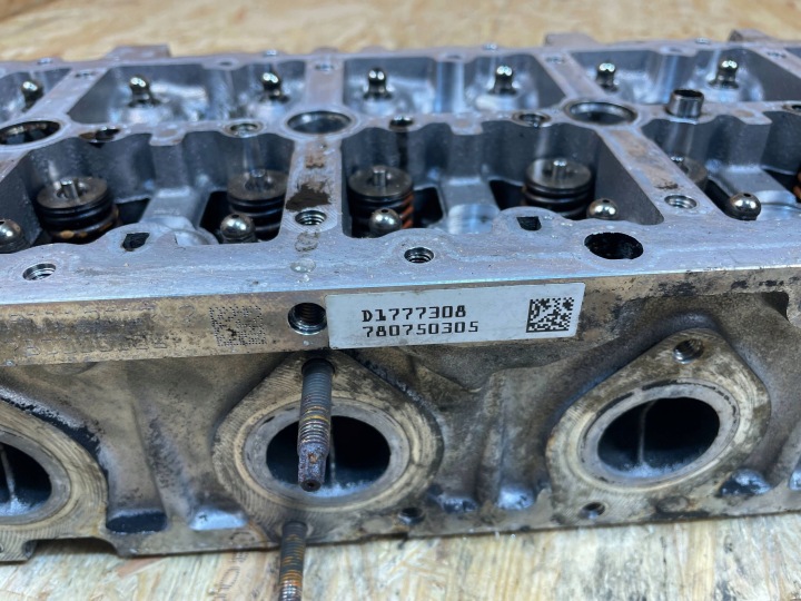фото №10, Головка двигуна bmw 7 f01 f02 3.0d n57d30a 7807503