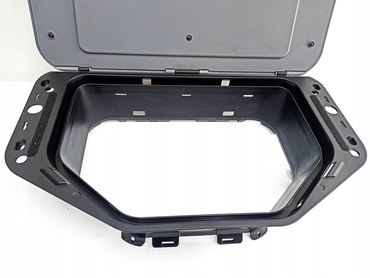 фото №8, Bmw 3 e92 e93 2010 обшивки багажника