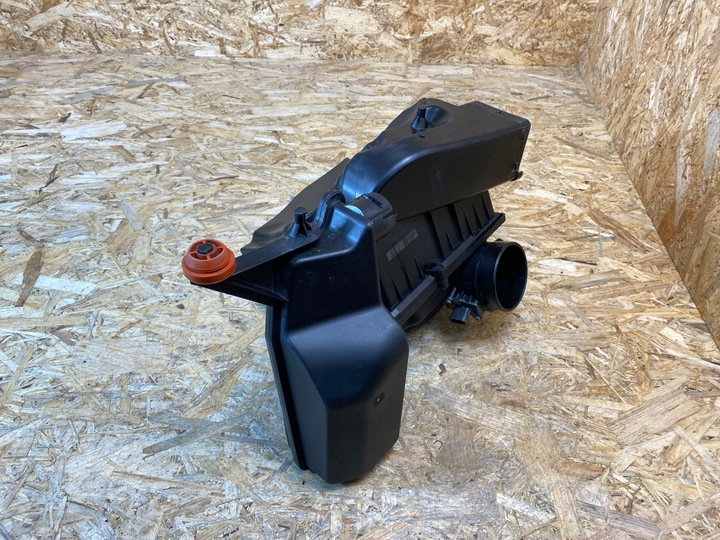 фото №8, Корпус фильтра воздуха bmw g30 g31 g11 g12 3.0d 7643301 8575040