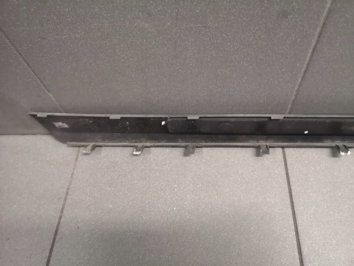 фото №13, Молдинг пороговая правое перед audi a8 d3 4e0853986c