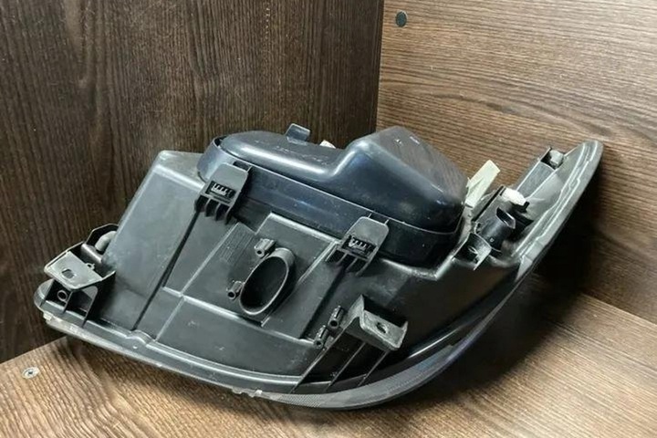 фото №9, Лампа правая передняя mercedes-benz sprinter 5-t фургон 906 9068200261