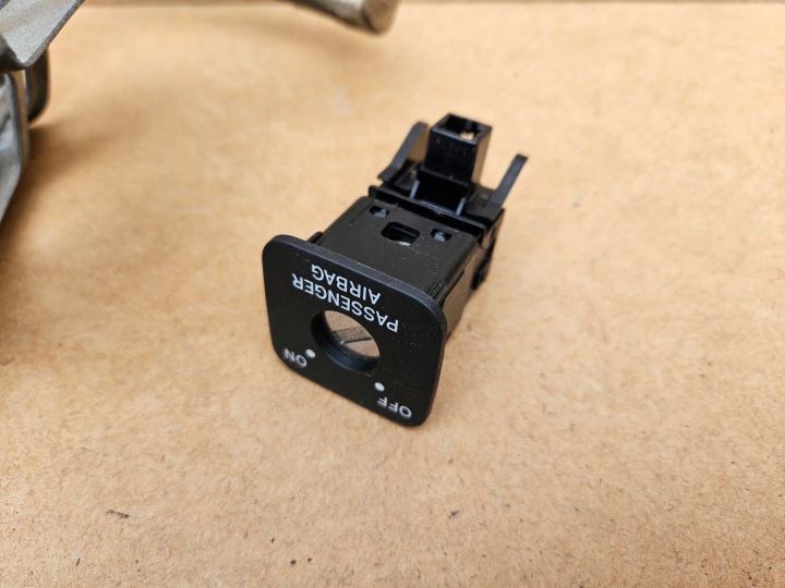 фото №16, Компьютер замок зажигания комплект стартовый toyota yaris ii 1.8 vvt-i ts keyless