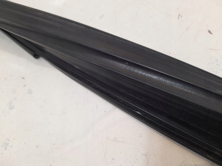 фото №8, Mercedes gla h247 20- прокладка стёкла дверь левый перед a2477254100 usa