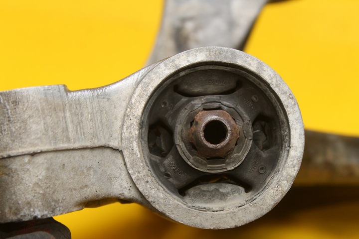 фото №11, Важіль правий перед vw fox polo iv 1.2 b 6q0407157c