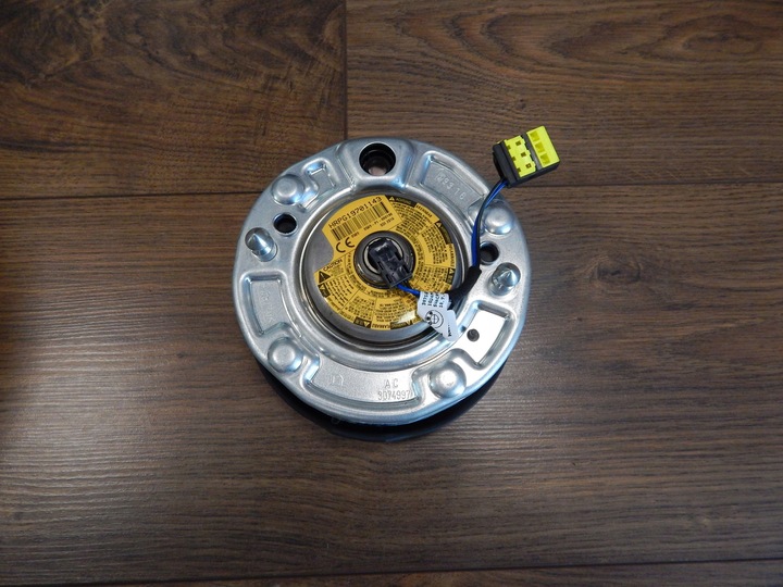 фото №7, Bmw f80 f82 f30 f32 - руль + подушка новая