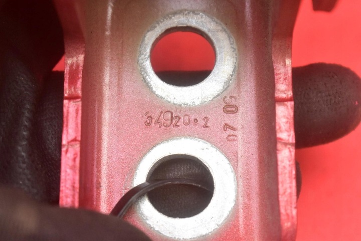 фото №7, Петля петли дверь правые перед peugeot 2008 2 ii 19-21